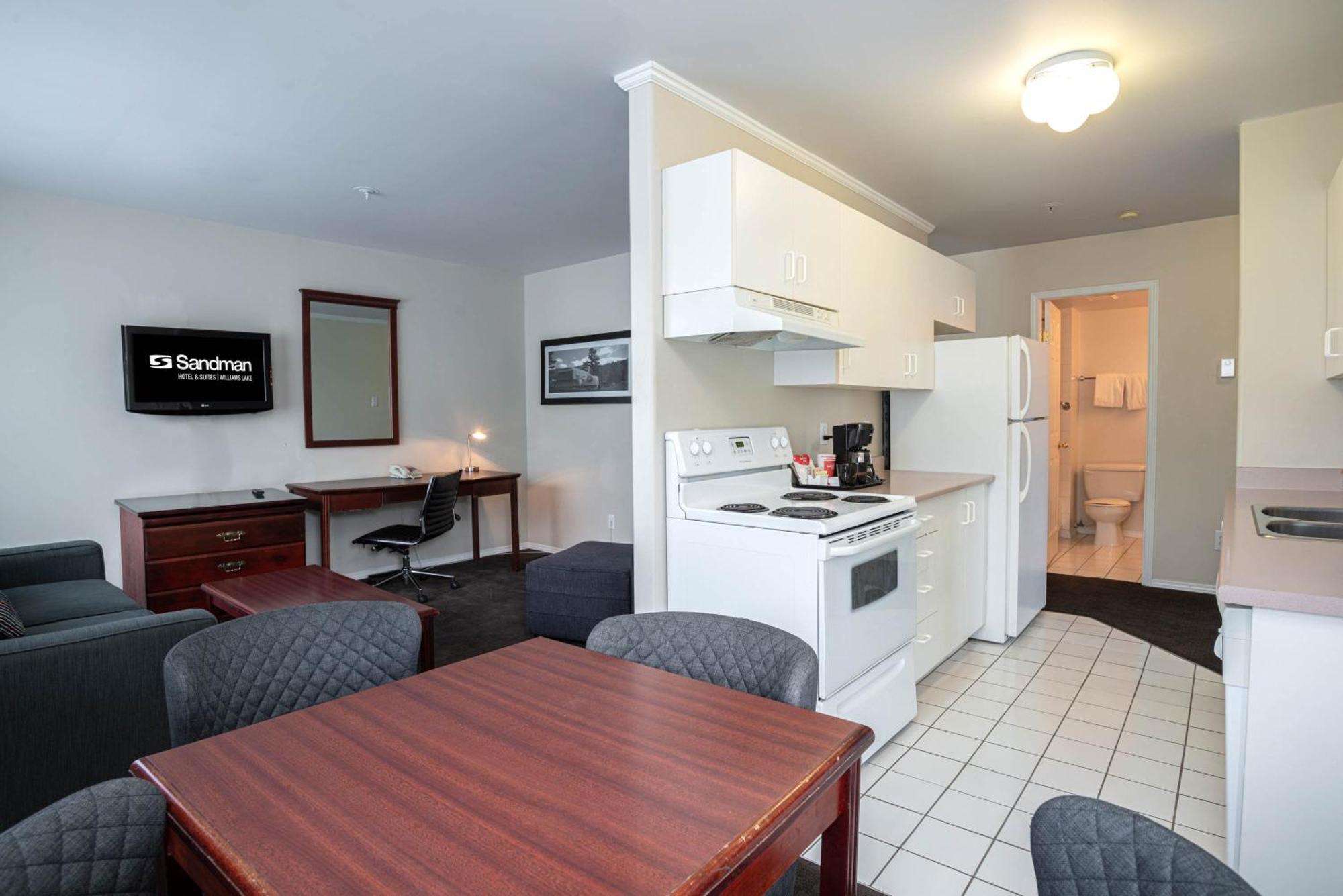 Sandman Hotel & Suites Williams Lake Dış mekan fotoğraf