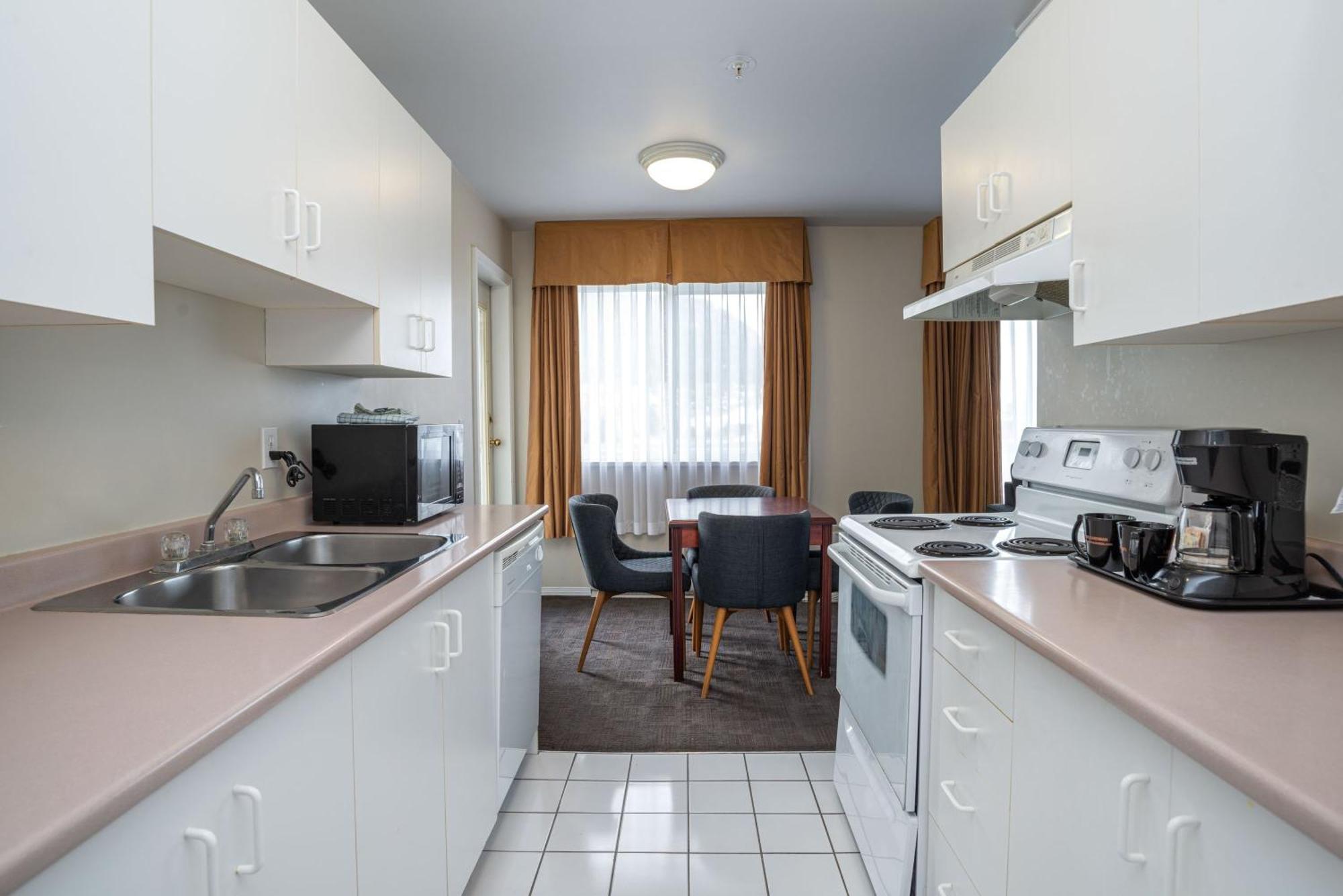 Sandman Hotel & Suites Williams Lake Dış mekan fotoğraf